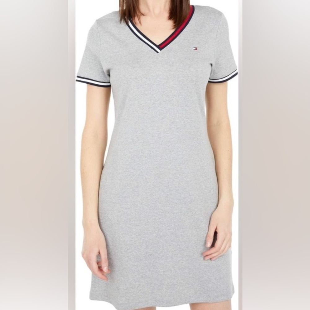 PTP 20" NWT Tommy Hilfiger Gray V-Neck Dress size small
